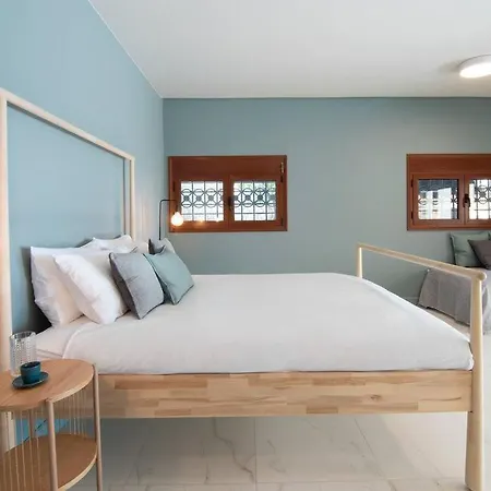 Lion Villa *